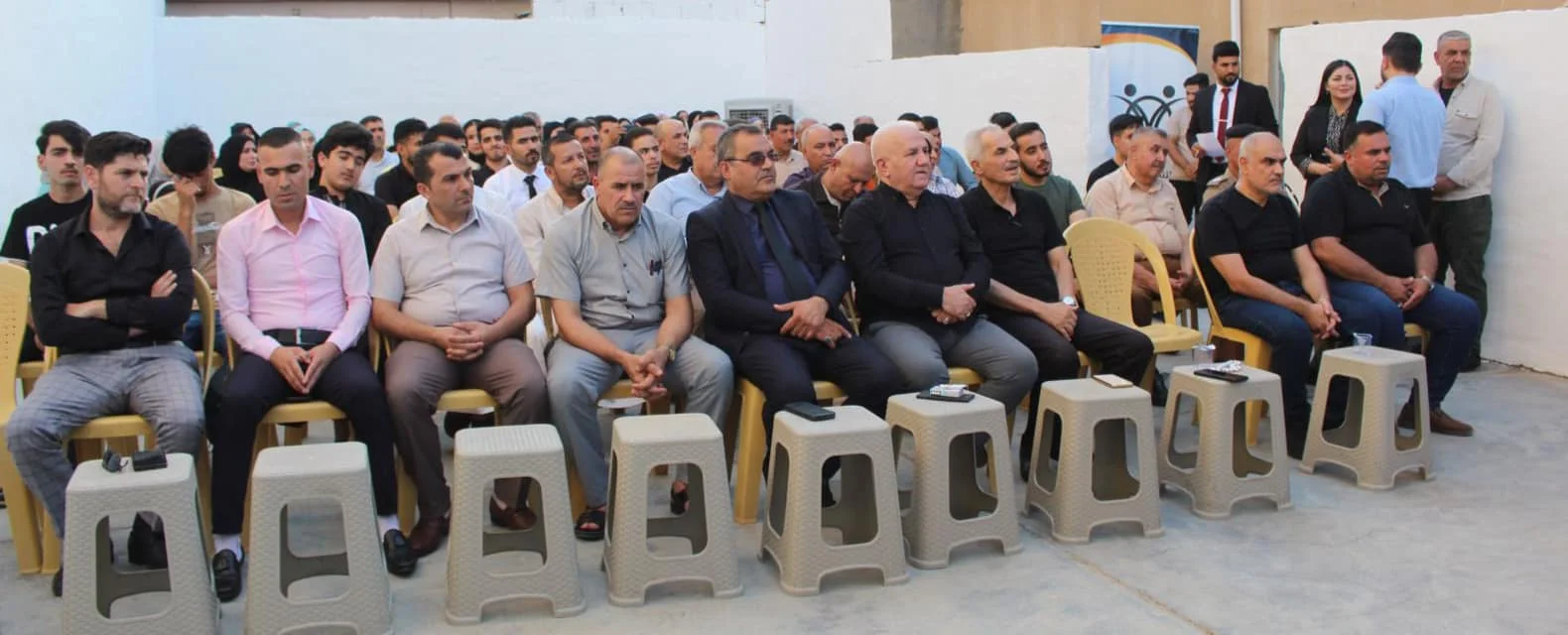 إحتفالية تكريم طلبة طوز خورماتو الأوائل من البنين والبنات وللمرحلتين المتوسطة والإعدادية